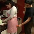 豊満熟女